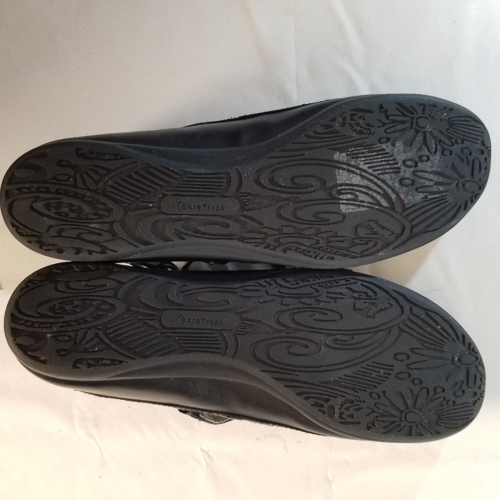 Bare Traps Walter Woman Shoe Sz 9M Black Strappy Buckles Mary Jane Flats Sandal - Picture 7 of 8